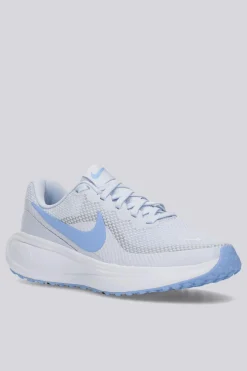 Nike Revolution 8