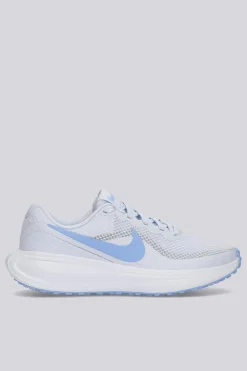 Nike Revolution 8