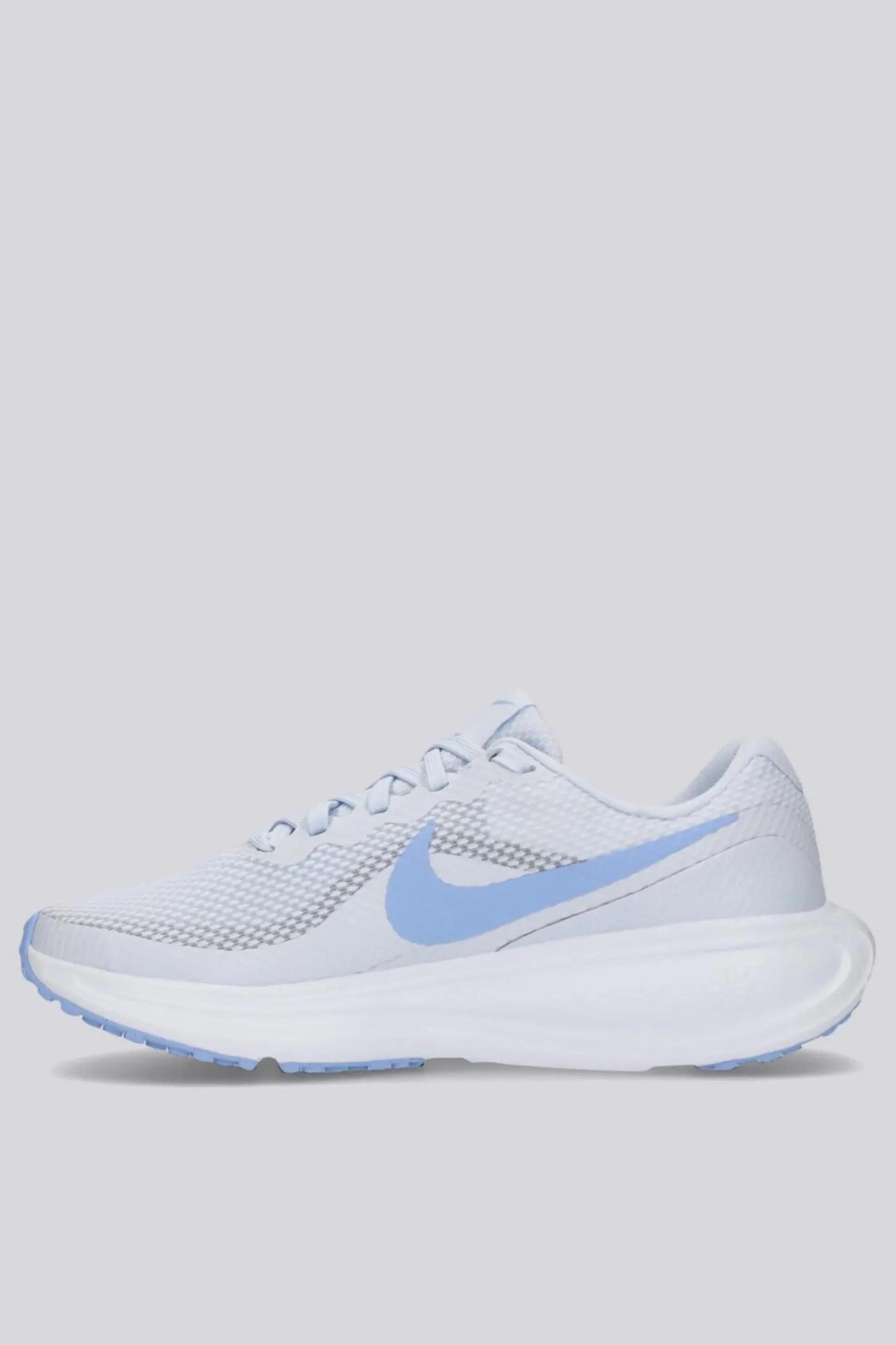 Nike Revolution 8