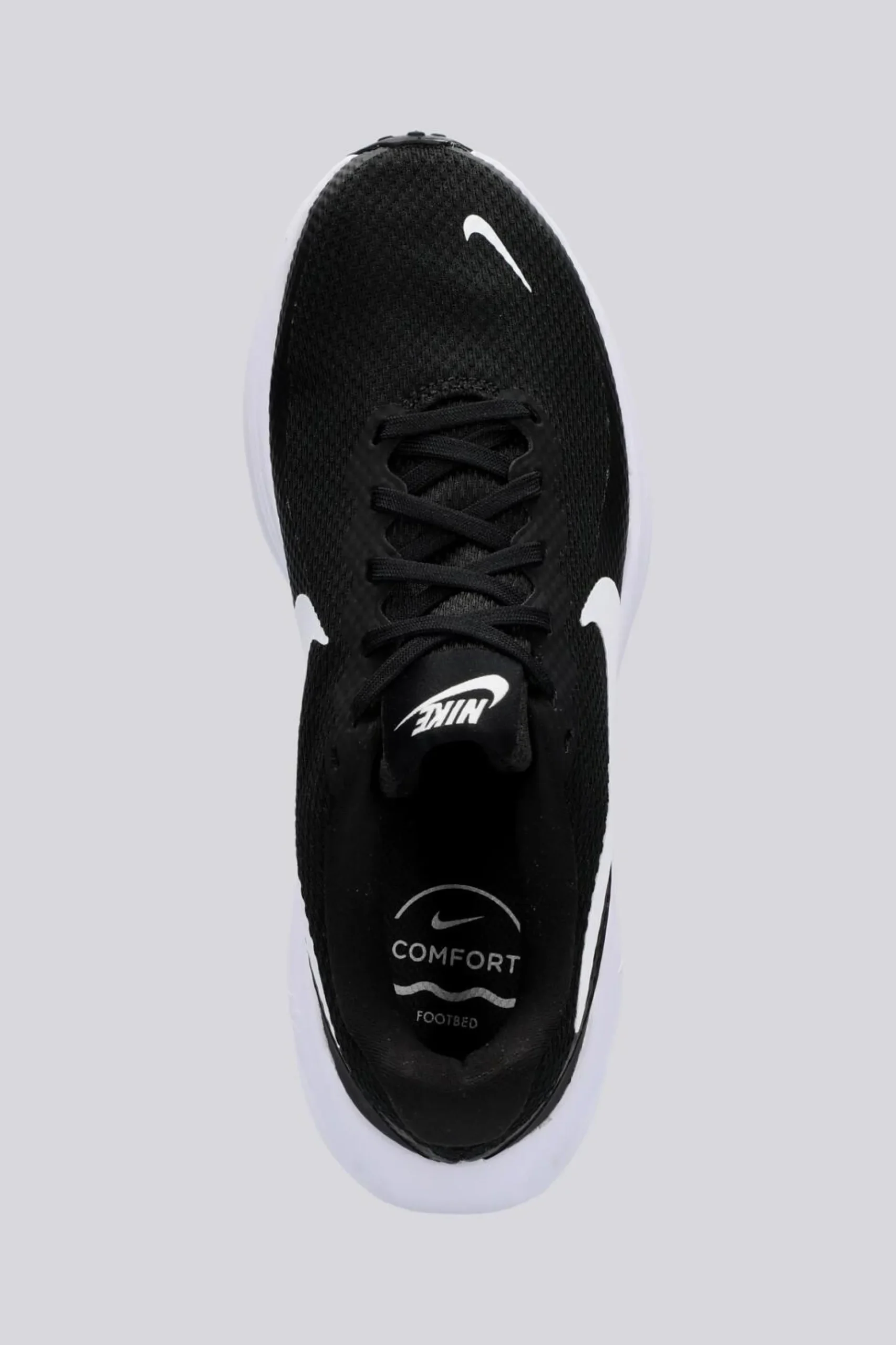 Nike Revolution 8