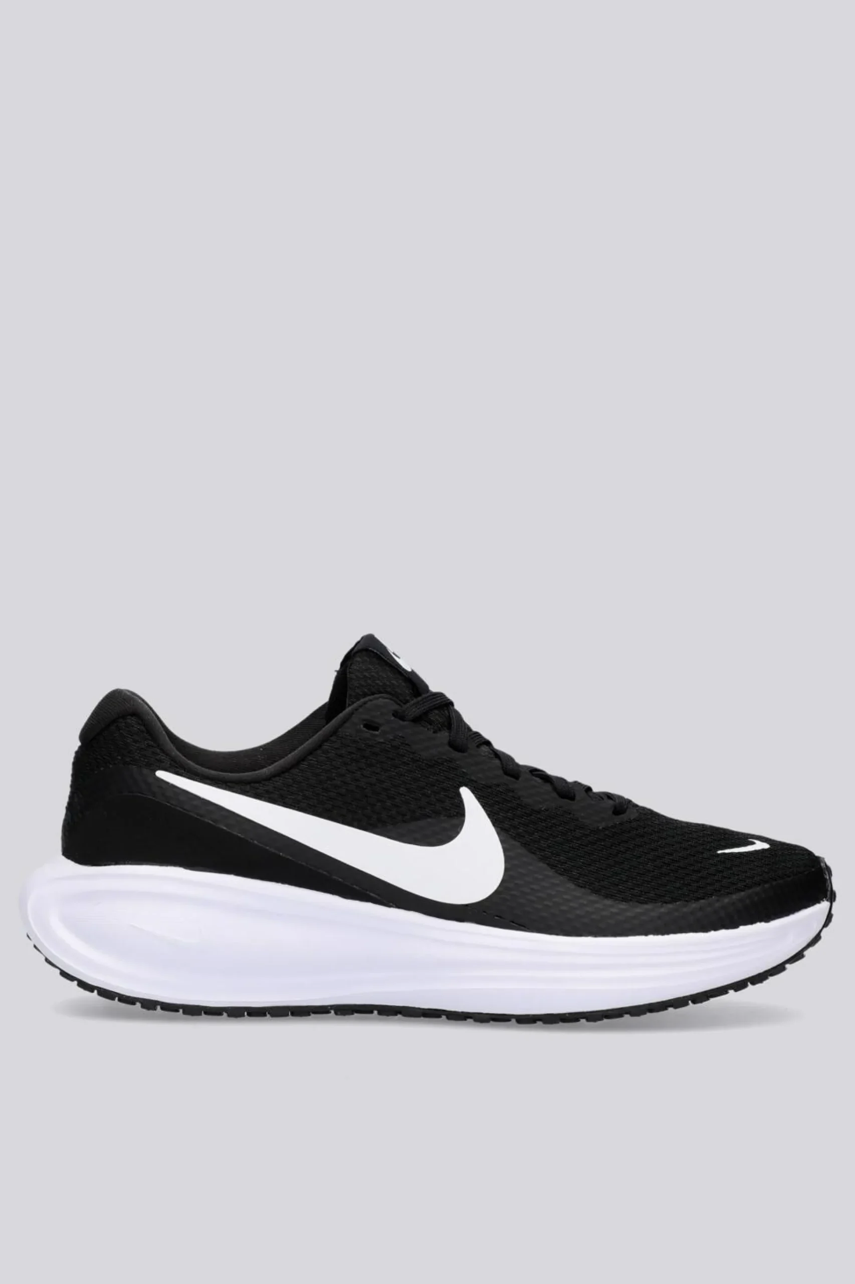 Nike Revolution 8
