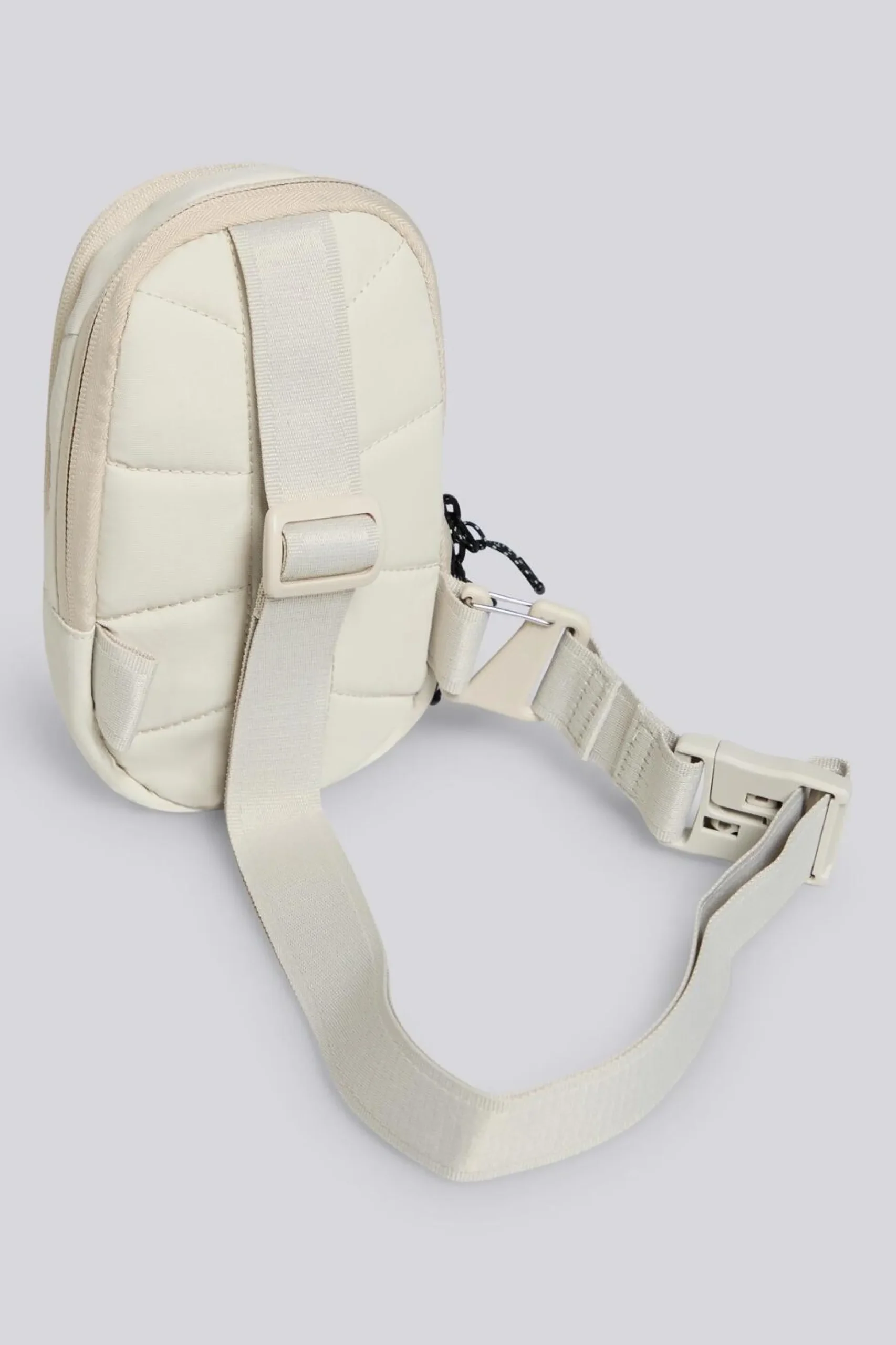 Nike Sportswear Commute Tech