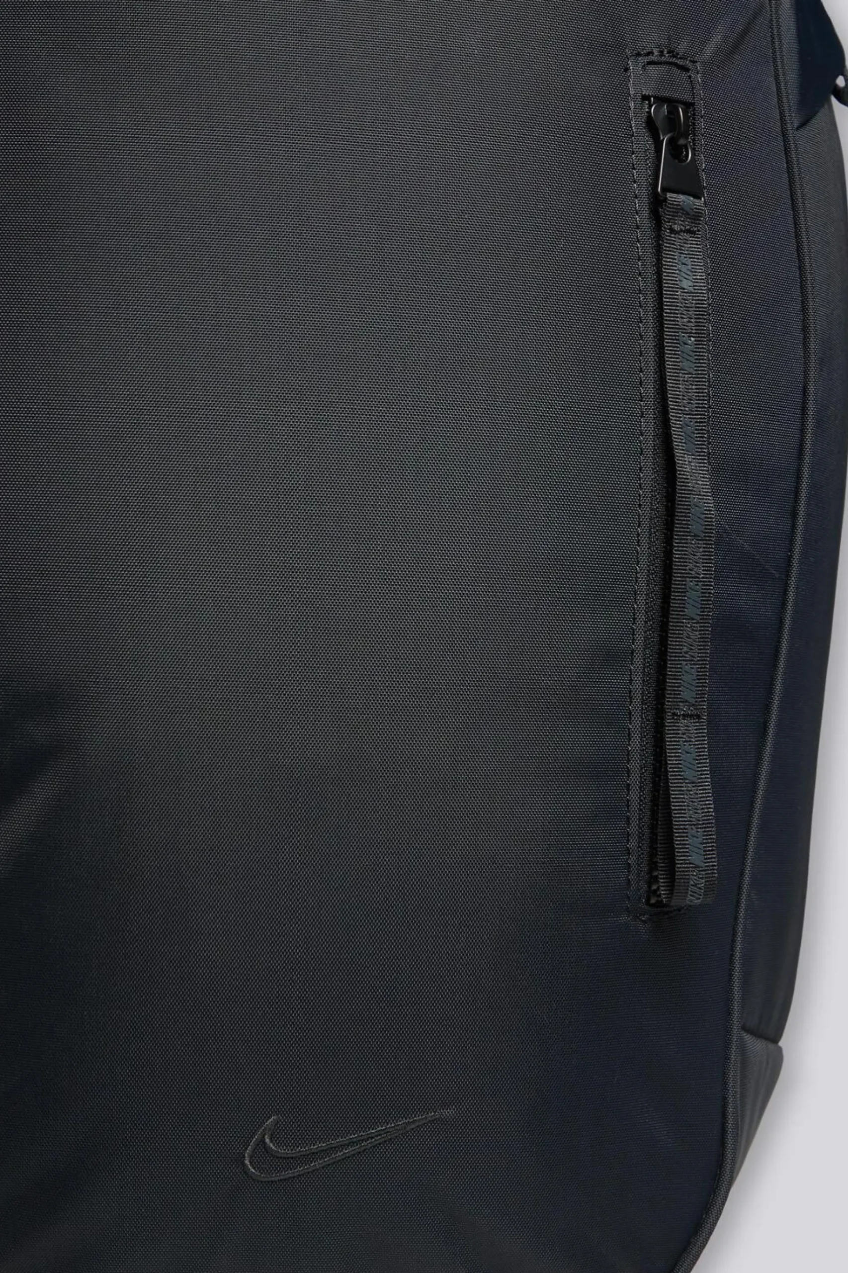 Nike Sportwear Commute