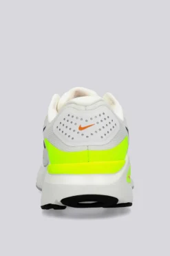 Nike Structure 26
