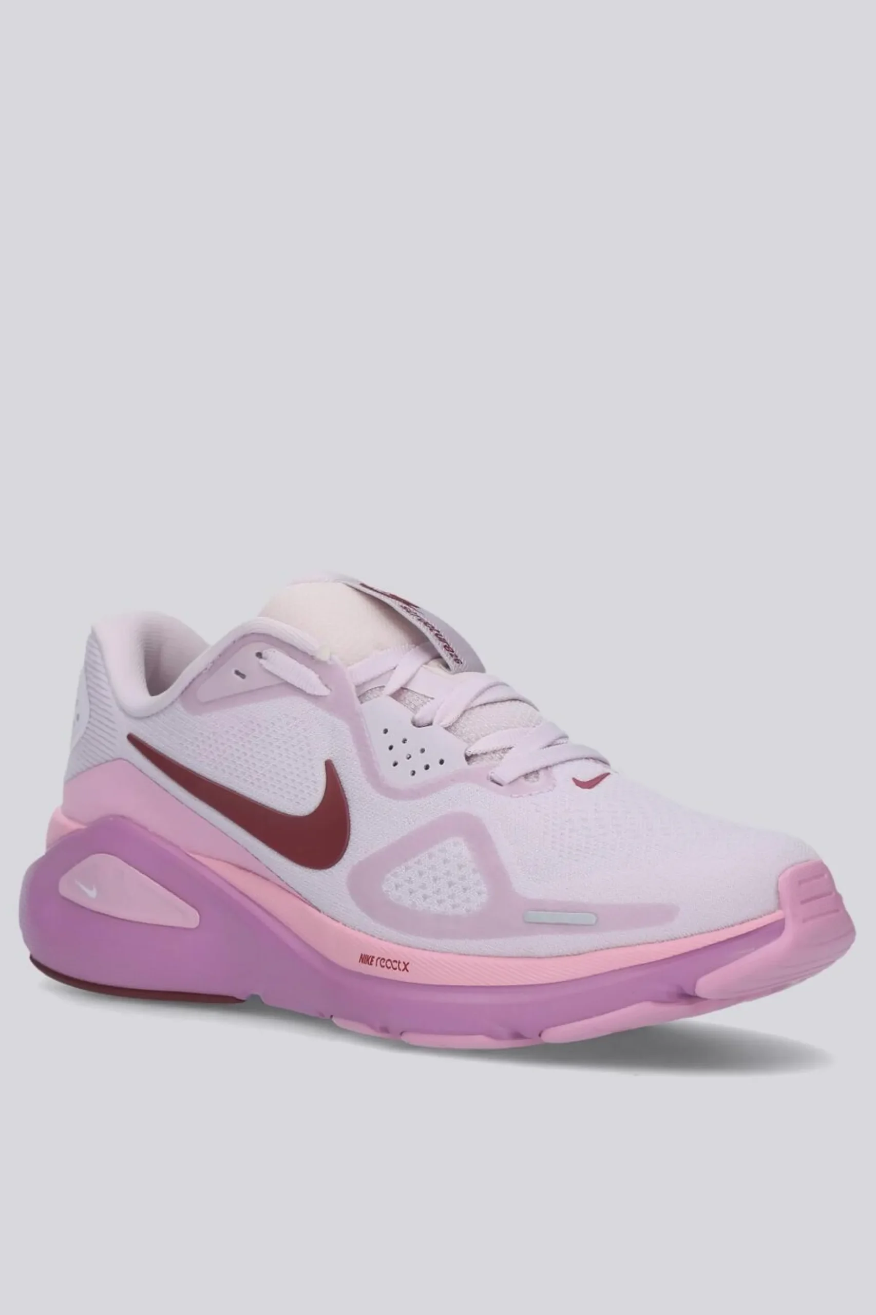 Nike Structure 26