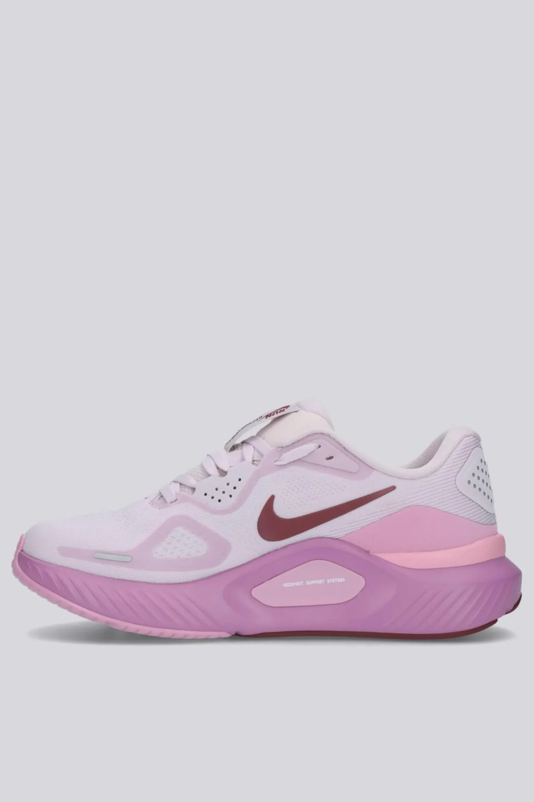 Nike Structure 26