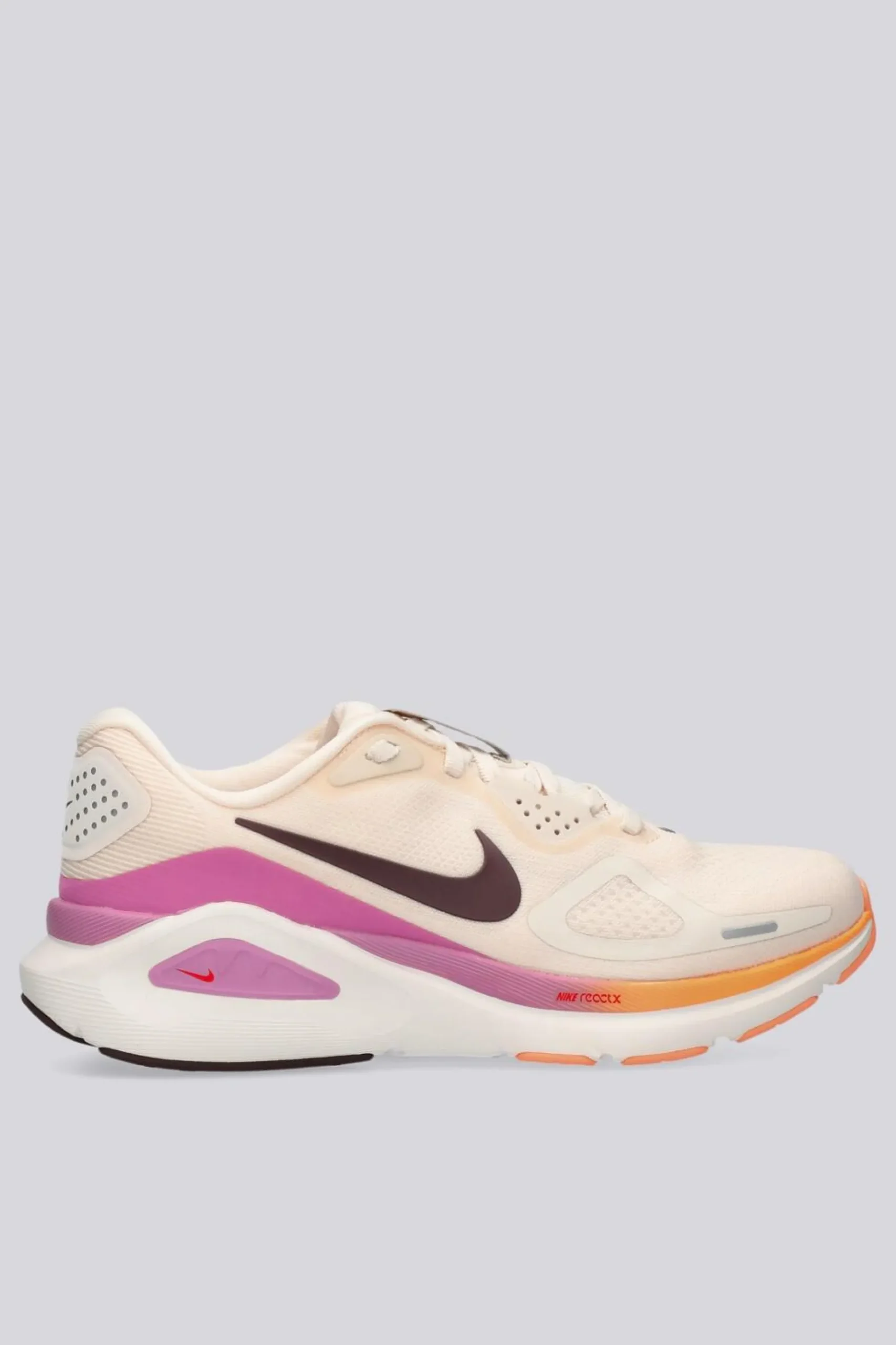 Nike Structure 26