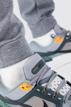 Nike Swoosh