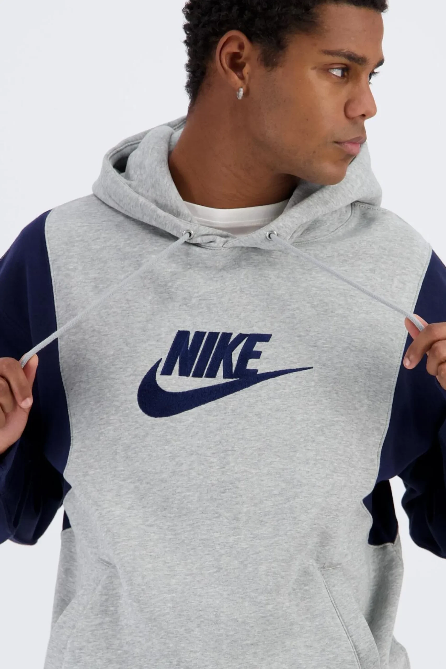 Nike Swoosh Emb