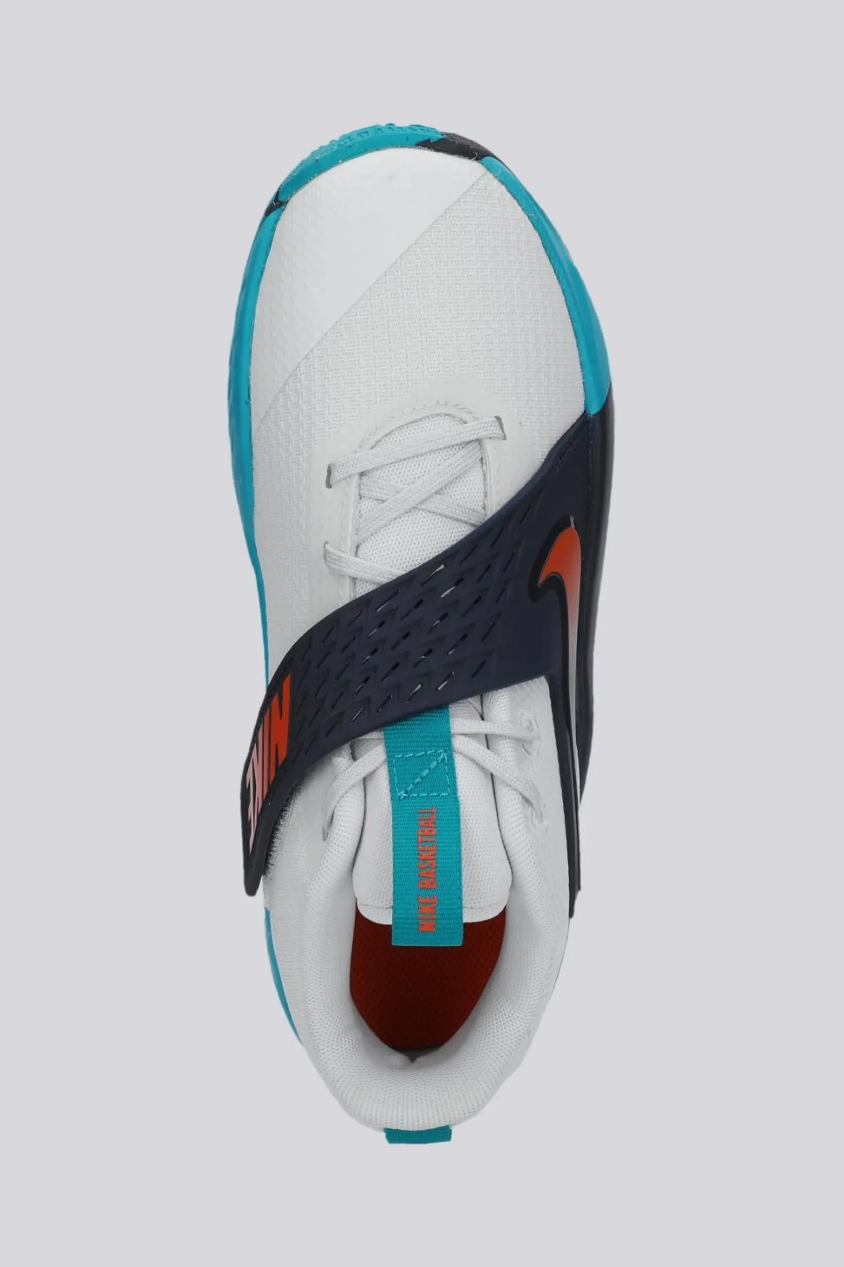 Nike Team Hustle 12