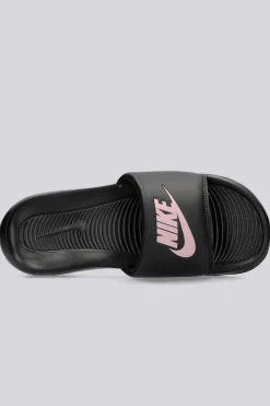 Nike Victori