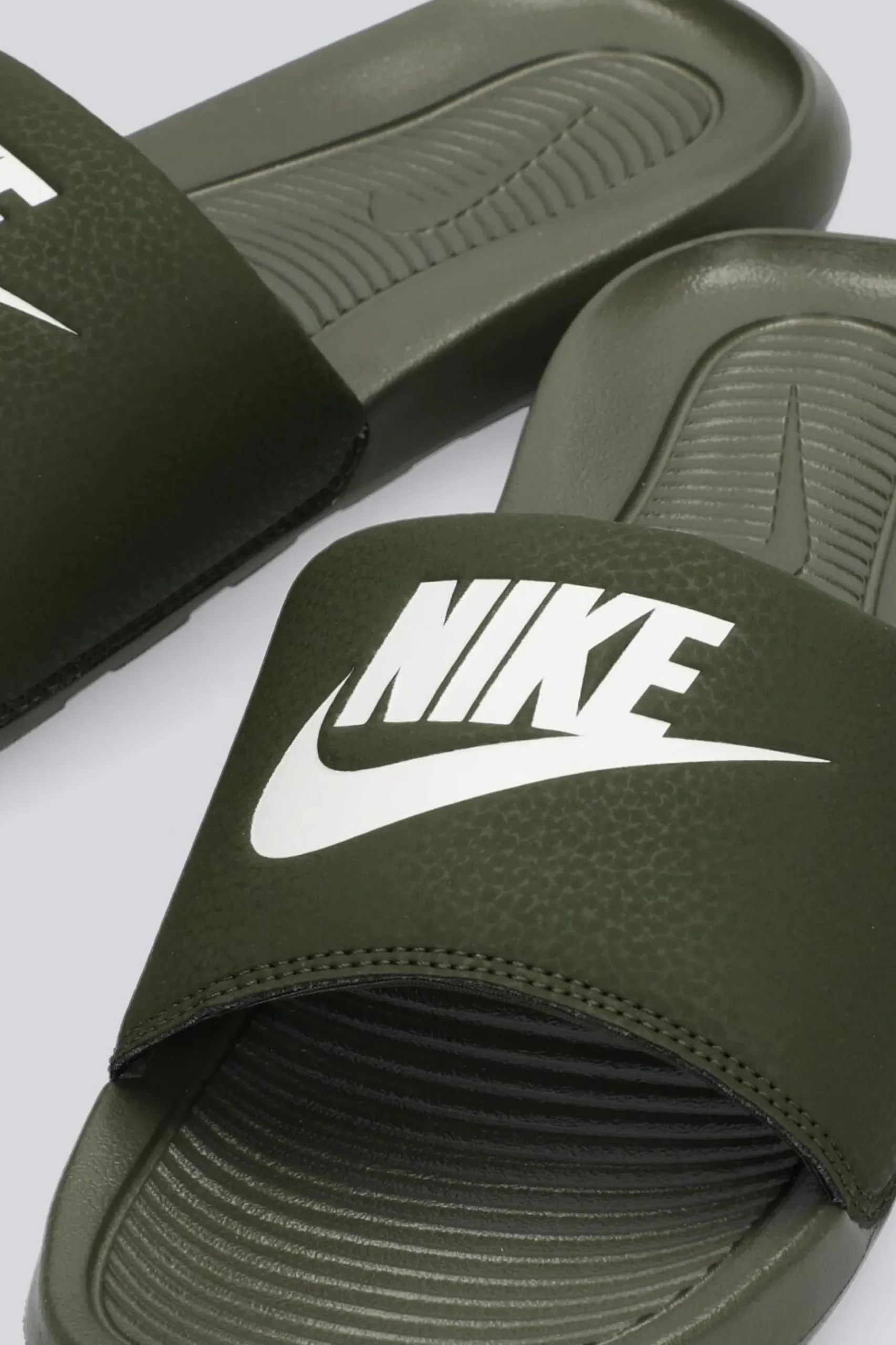 Nike Victori One