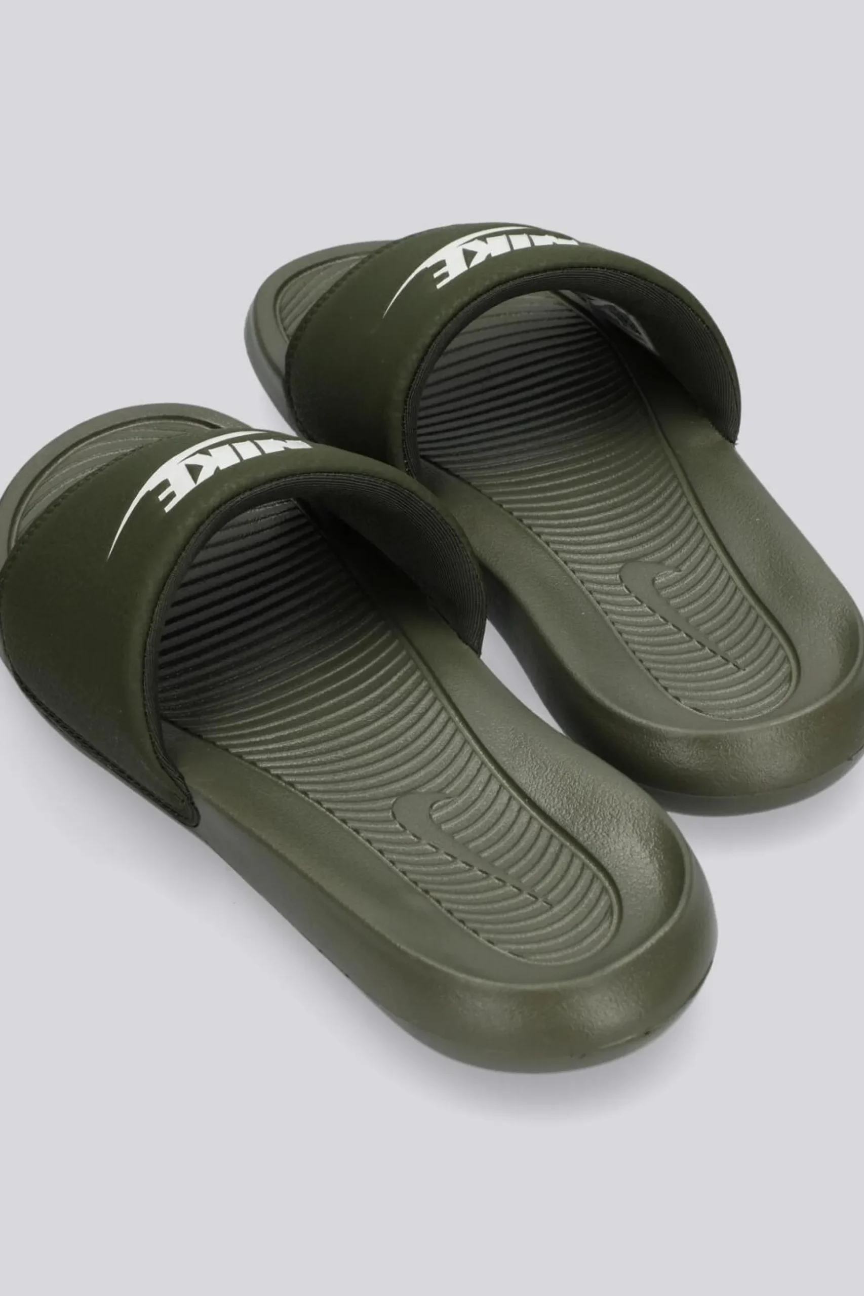 Nike Victori One