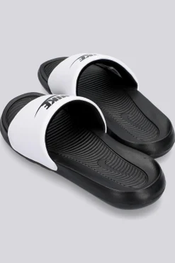 Nike Victori One
