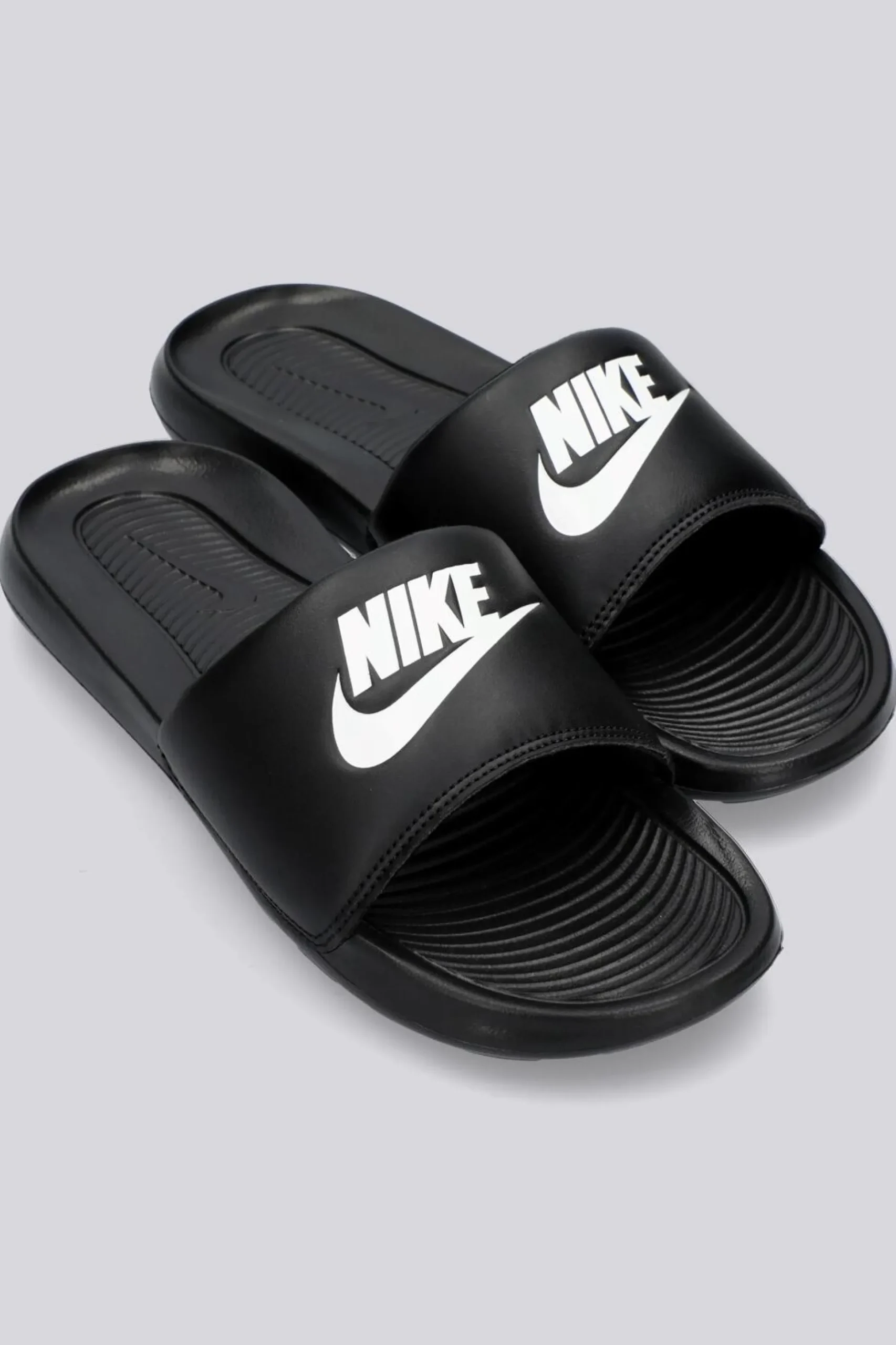 Nike Victori One