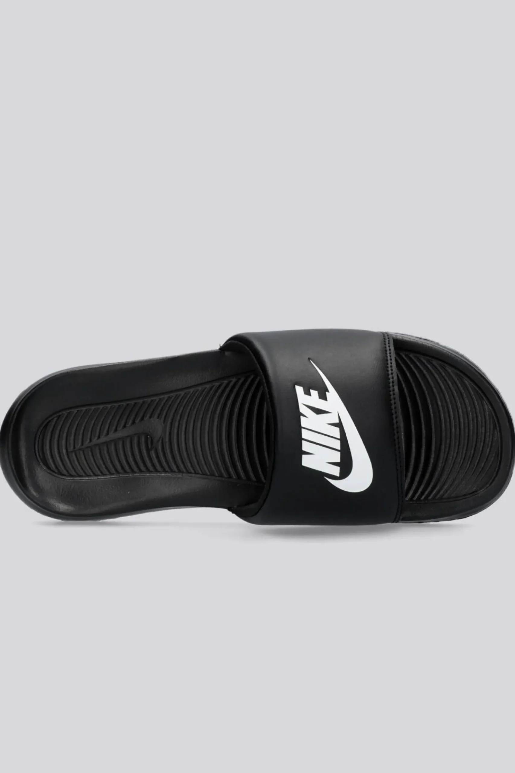 Nike Victori One