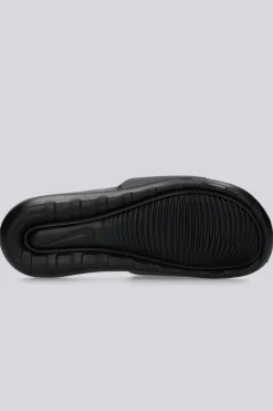 Nike Victori One