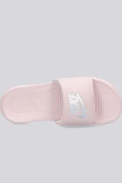 Nike Victori One