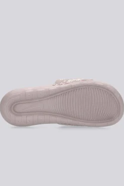 Nike Victori One