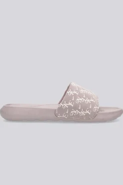 Nike Victori One
