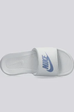 Nike Victori One