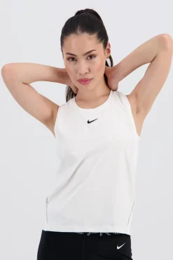 Nike Victory