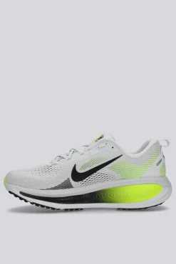 Nike Vomero 18