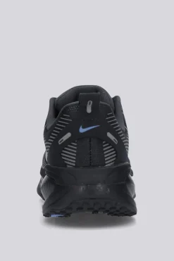 Nike Vomero 18