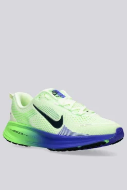 Nike Vomero 18