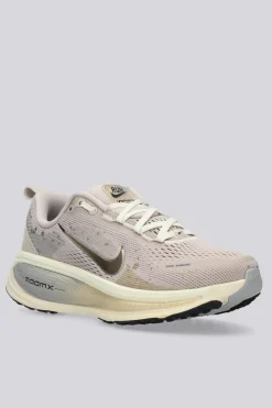 Nike Vomero 18 Se