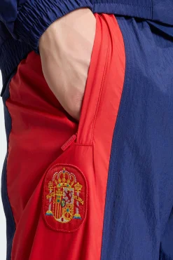 Pantalón España Eqt adidas