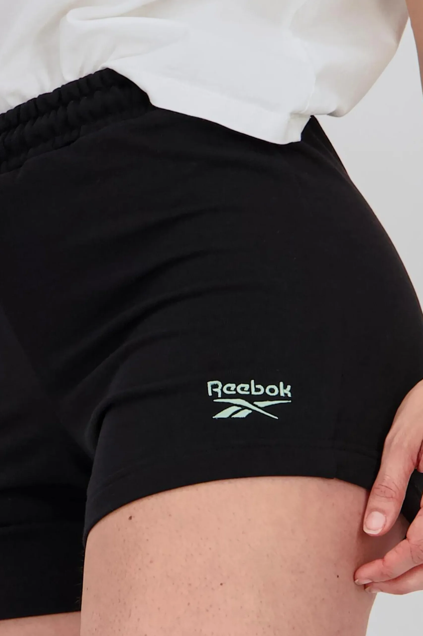 Pantalón Reebok