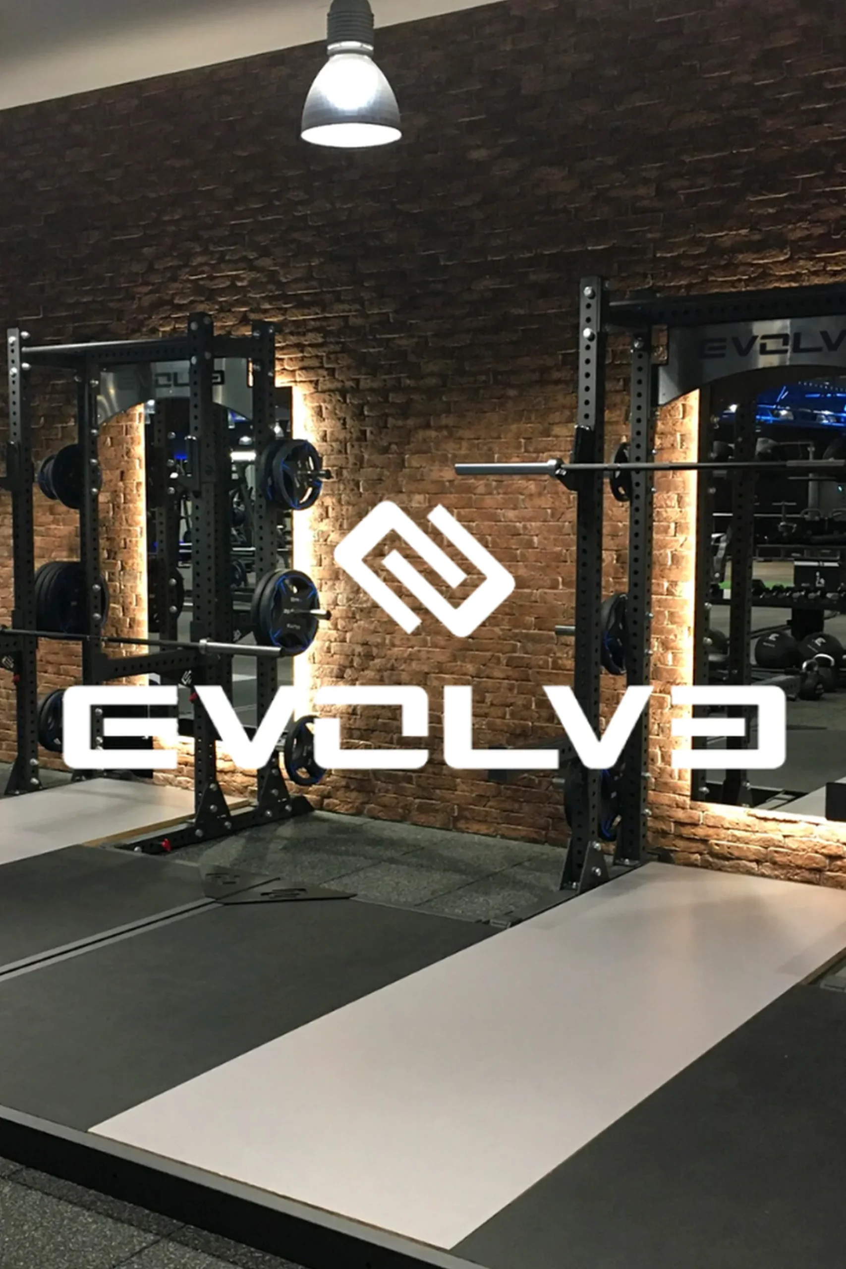 Press De Banca Declinado Olímpica (Decline) - Evolve Fitness Ec-511