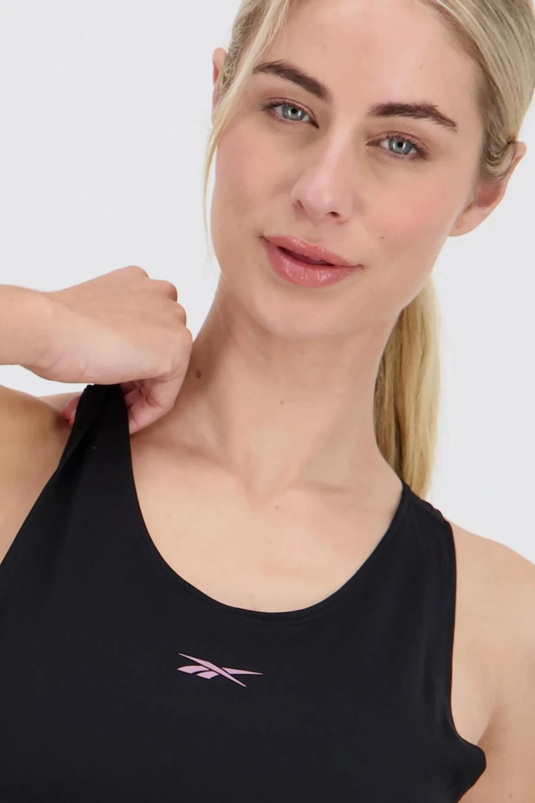 Reebok Helen