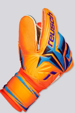 Reusch Attrakt Solid