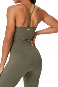 Set Yeaz Charm