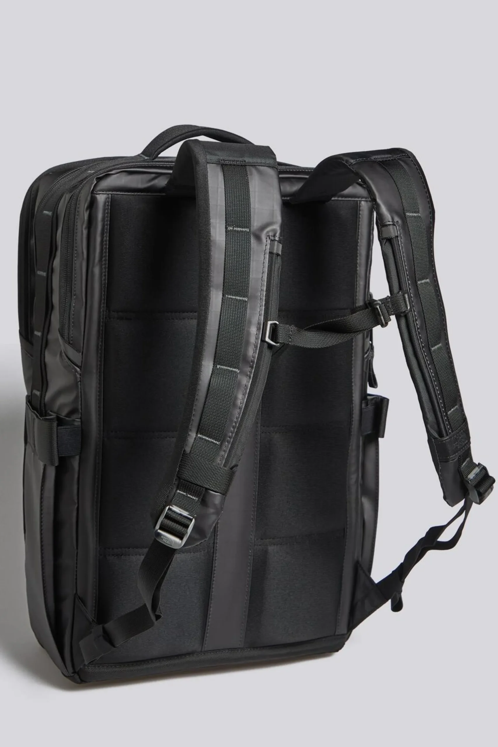 The North Face Base Camp Voyager
