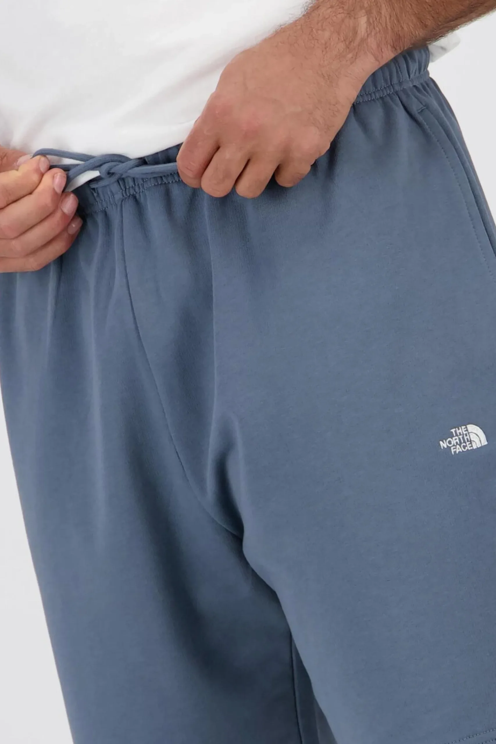 The North Face Essentials Light