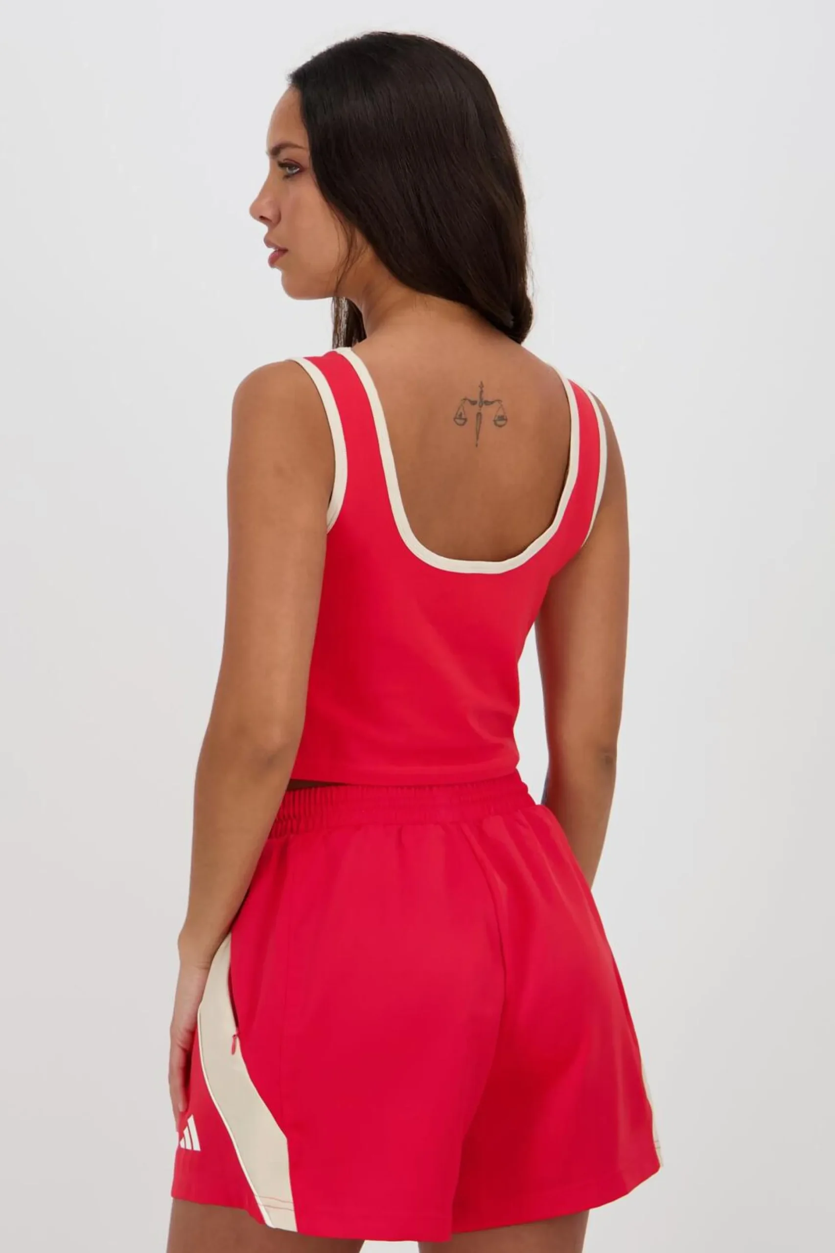 Top adidas