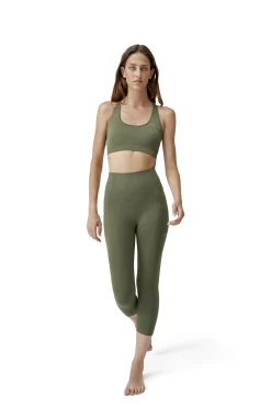 Top Born Living Yoga Apamala