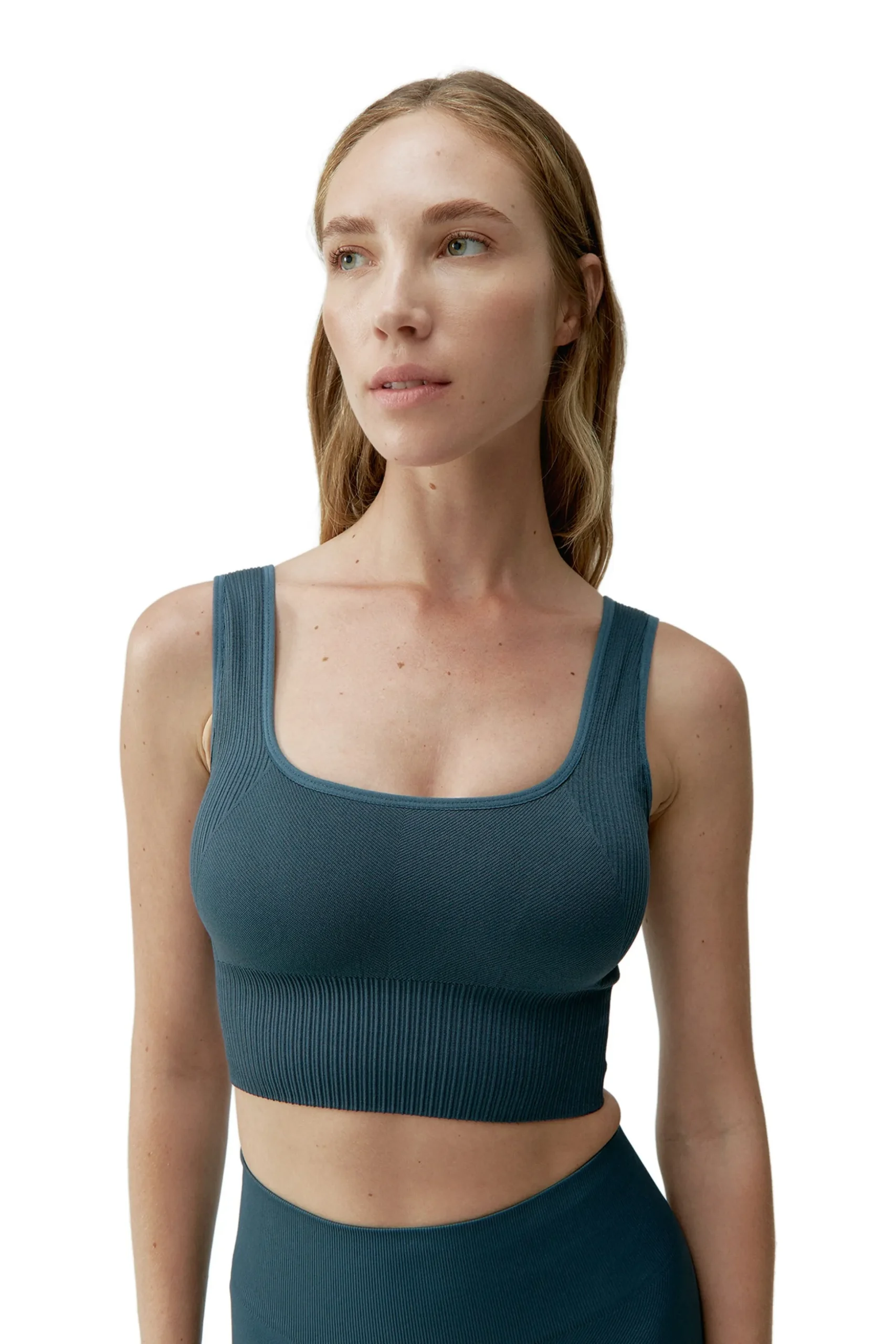 Top Born Living Yoga Yami