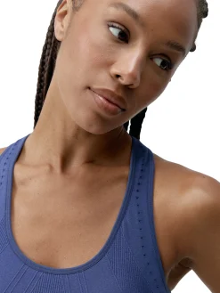 Top Deportivo Born Living Yoga Zina
