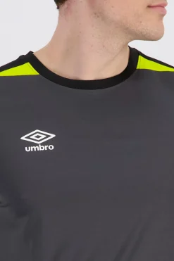 Umbro Basic