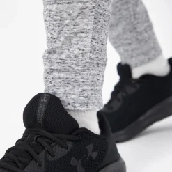 Under Armour Rival
